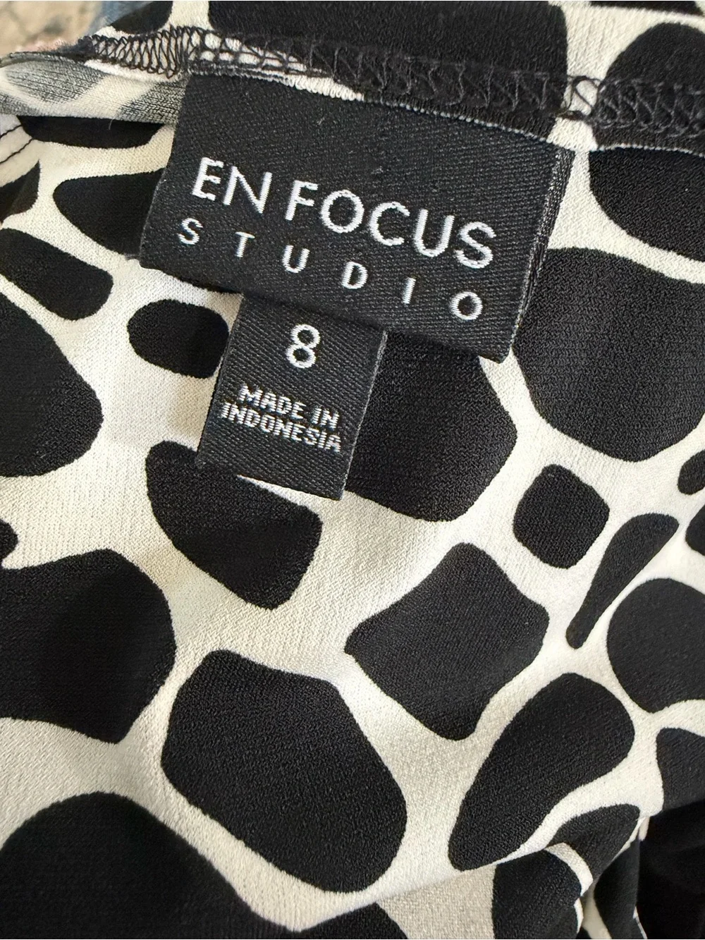 En Focus Studio size 8 Black White Abstract Print Knee Length Dress - Picture 5 of 6